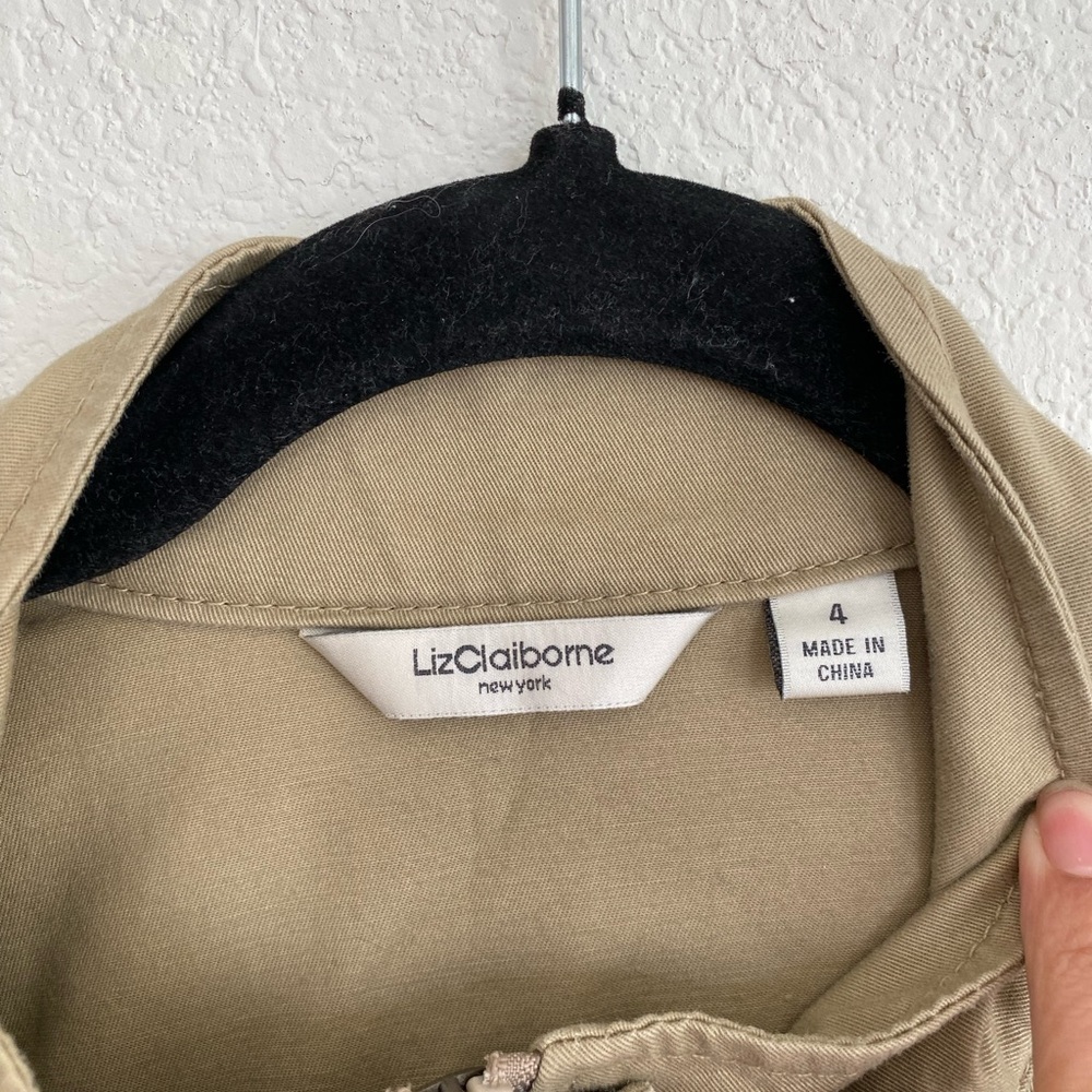Liz Claiborne Utility Cargo Safari Barn Tan Vest Size 4 / Small Casual Fall - Picture 3 of 7